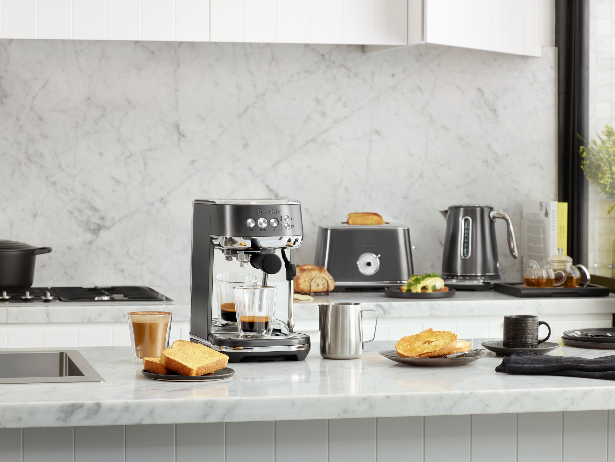 Breville espresso machine the Bambino Plus™