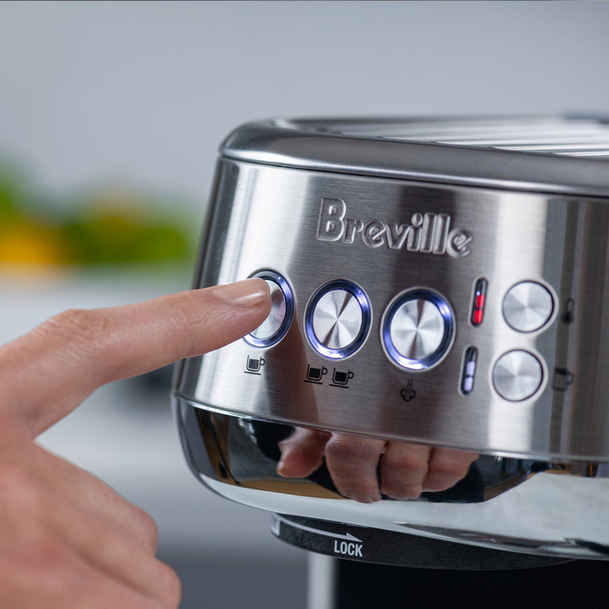 Breville espresso machine the Bambino Plus™